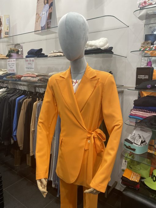Tailleur giacca fiocco - immagine 3