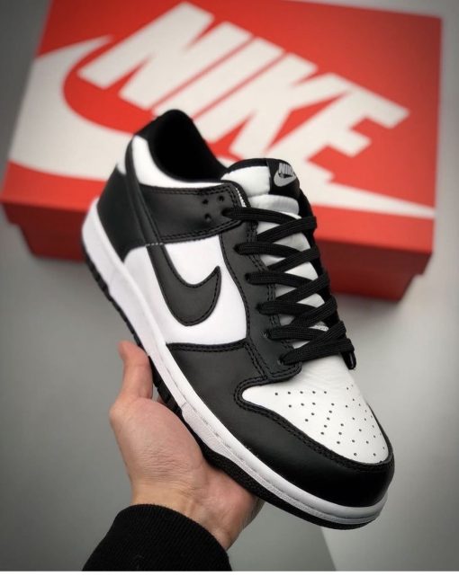 Nike Dunk “Panda “