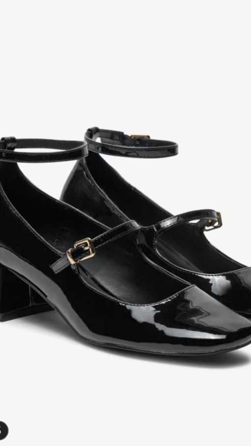 Only scarpa occhiello