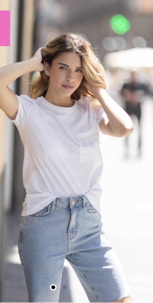 T-shirt Only con applicazioni al taschino - immagine 3