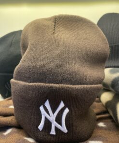 Alternative view of Cappello 47’ Ny in lana